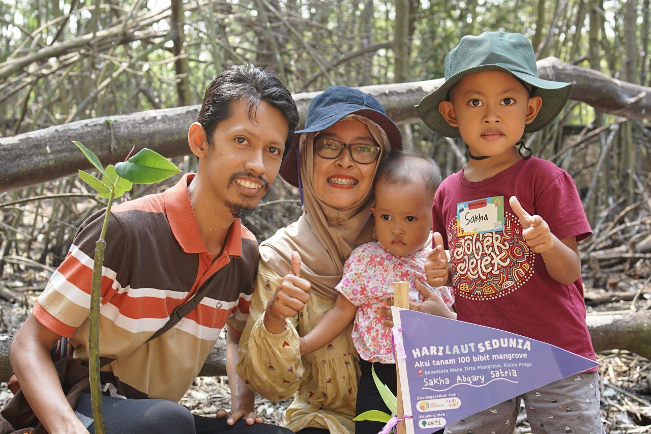 Insan Wisata Kids Hari Laut Sedunia