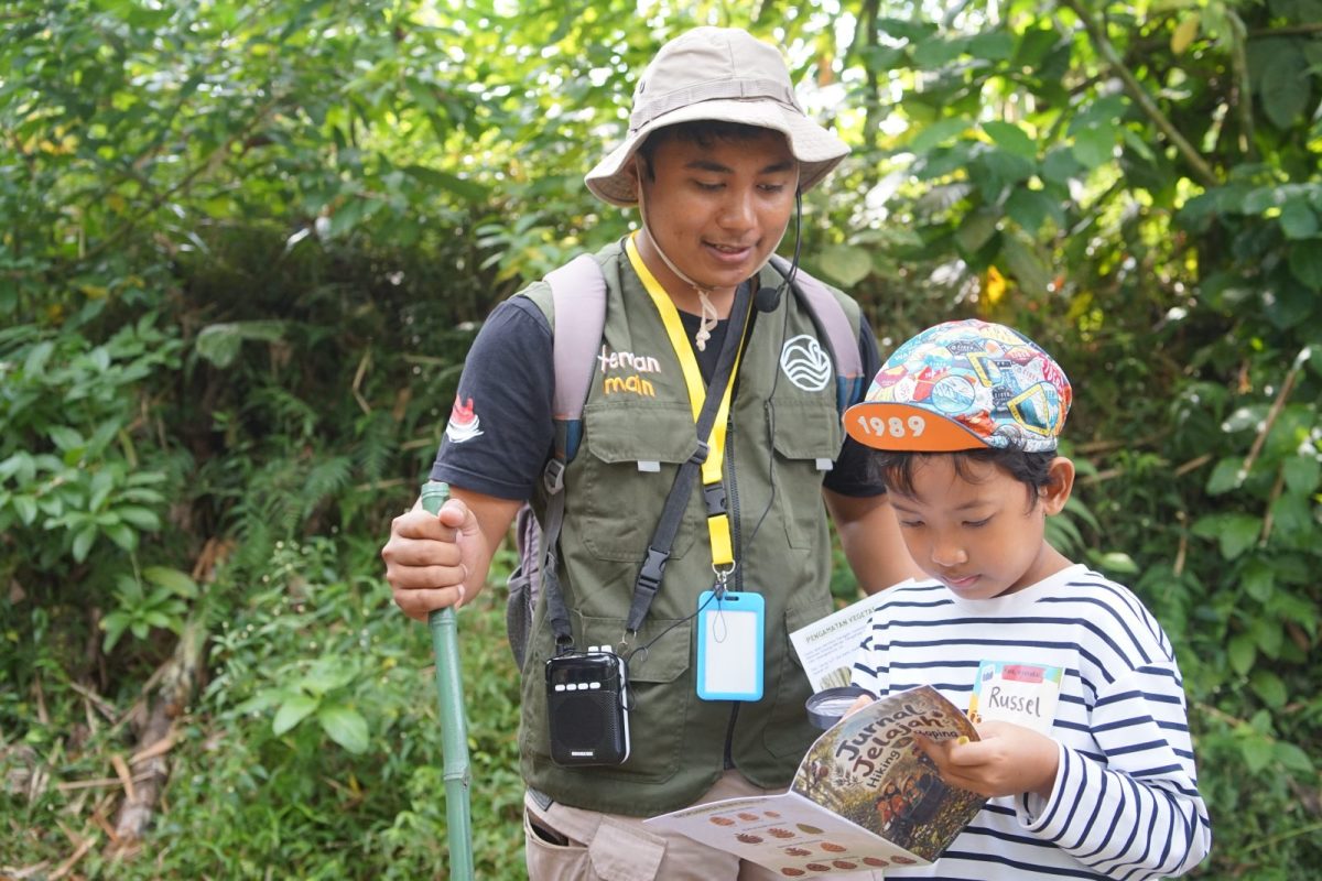 Hiking & Boping Insan Wisata Kids